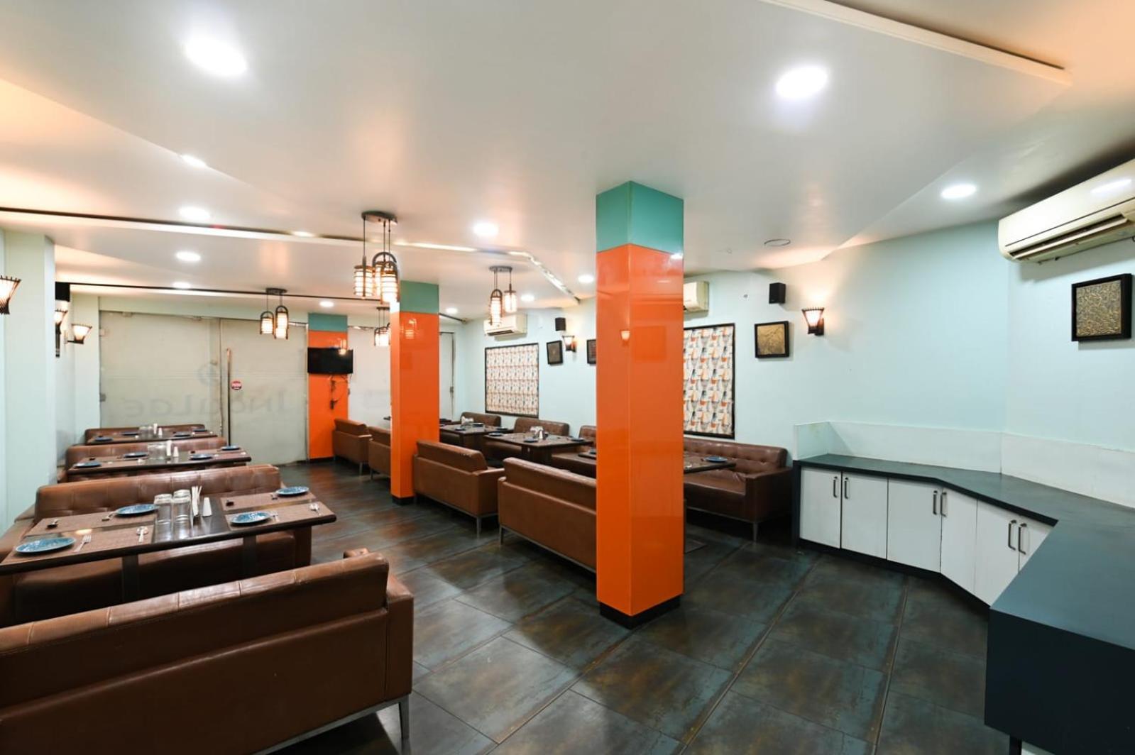 Rāipur Hotel The Sudesh מראה חיצוני תמונה